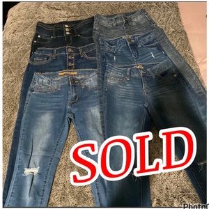 (SOLD). Justice,DKNY,Joes, Place